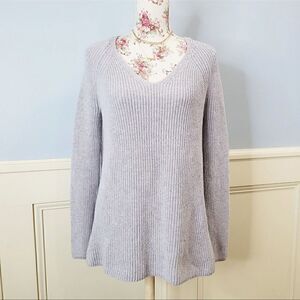 Lou & Grey V-neck Purple Lavender Sweater